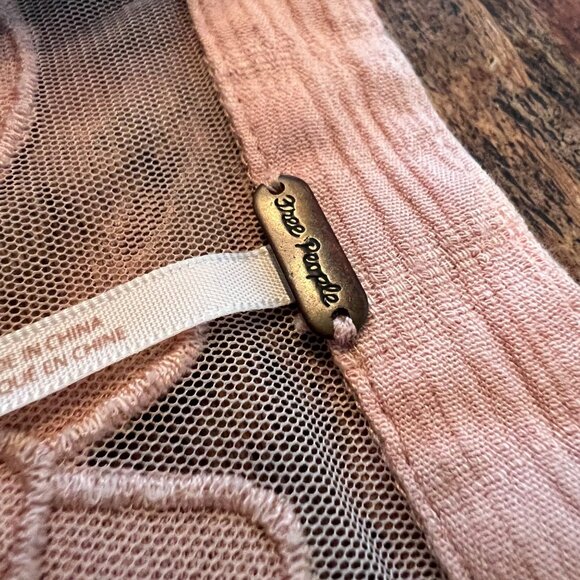 Free People Peach Sleeveless Sheer Embroidered High Neck Top L - Picture 3 of 11